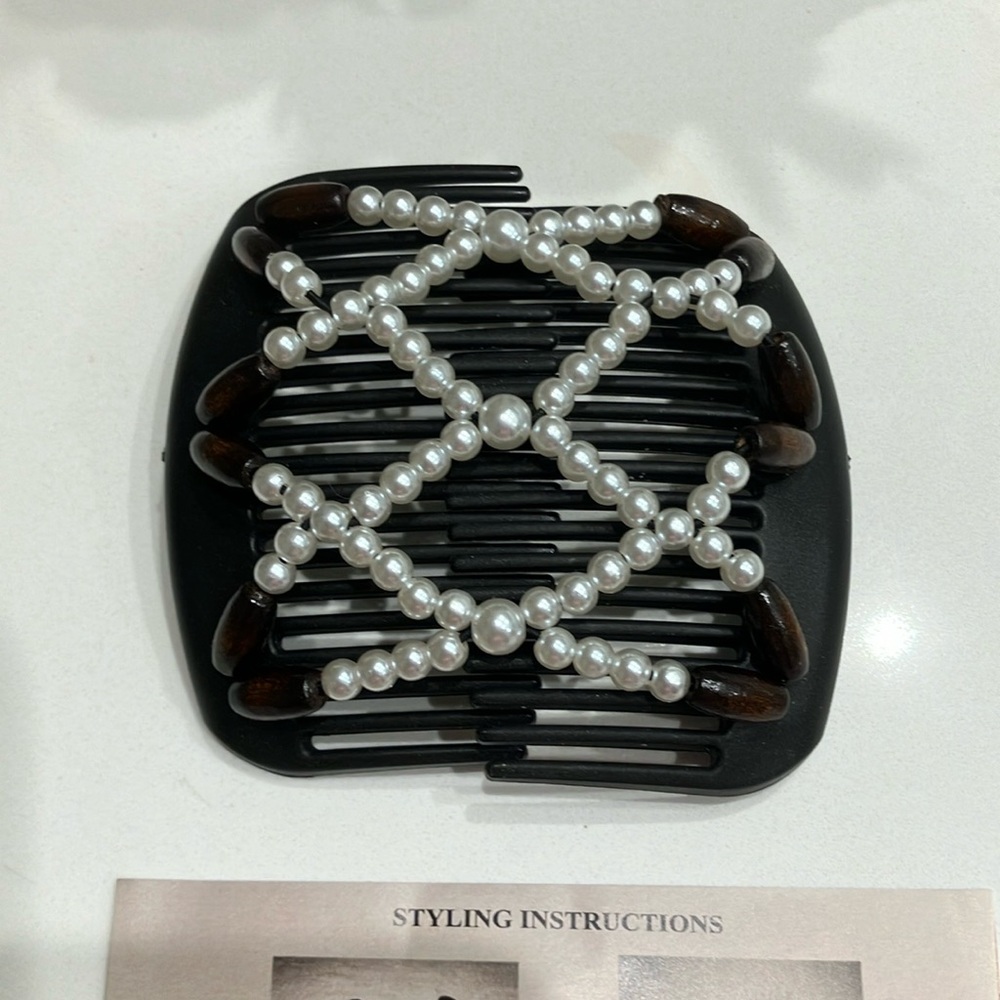 NWOT Hand Made Pearl Hair Comb For Long Hair